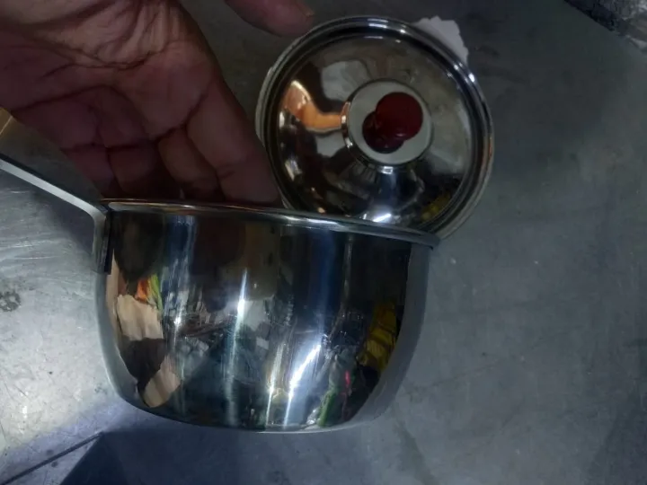 Small%20Cooking%20Pot%20Degchi%20with%20Lid%20Heavy%20Stainless%20Steel%20Capacity%20750%20grams%20-%20Image%205