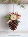 2 pecs Natural pine cone  for decoration. 