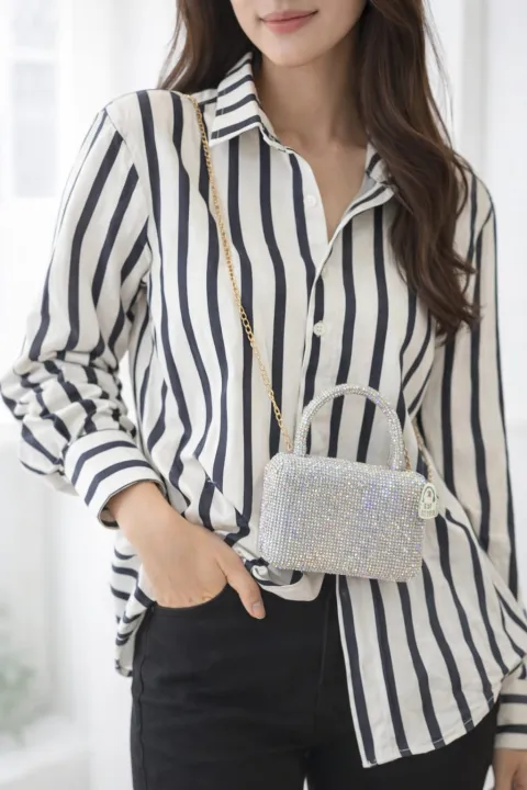 ORANGLES Luxury Crystal Small Handbag for Kids & Girls – Golden Party Clutch with Chain | Wedding & Evening Purse | Fun Lume Toys - detailed closeup view - illustrating benefits - Image 3 of 3 | created for all | Shop Luxury Crystal Small Handbag for Kids & Girls – Golden Party Clutch with Chain | Wedding & Evening Purse | Fun Lume Toys North Carolina | Free Shipping ORANGLES