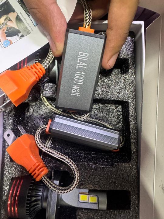 M8%20Pro%20LED%20Car%20Headlight%20%E2%80%93%20120W%2060000LM%20%7C%20H4/H11/9005%20Base%20Options%20%7C%206000K%20Cool%20White%20%7C%20IP65%20Waterproof%20%7C%20Plug%20&%20Play%20%7C%20High%20Lumen%20Auto%20Light%20-%20Image%205