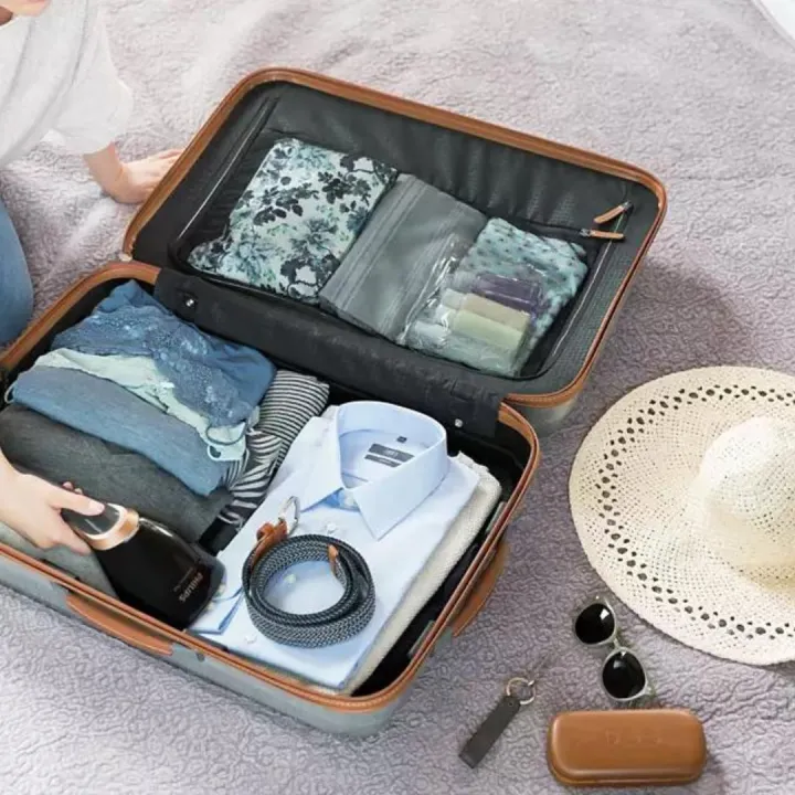 Philips%20Steam&Go%20Handheld%20garment%20steamer%20GC362/86%20(Free%20Shipping%20&%20Exclusive%20Discounts%20via%20Voucher)%20-%20Image%205