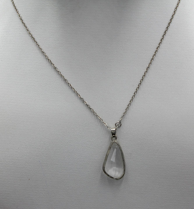 Trendy%20unique%20White%20stone%20Pendant%20Necklace%20with%20chain%20for%20girls%20and%20women%20high%20quality%20-%20Image%202