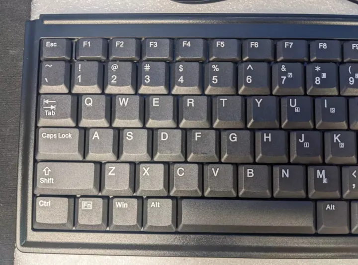 USB%20Wired%20Keyboard%20with%20Touchpad%20Two%20in%20One%20Keyboard%20and%20Mouse%20-%20Image%203