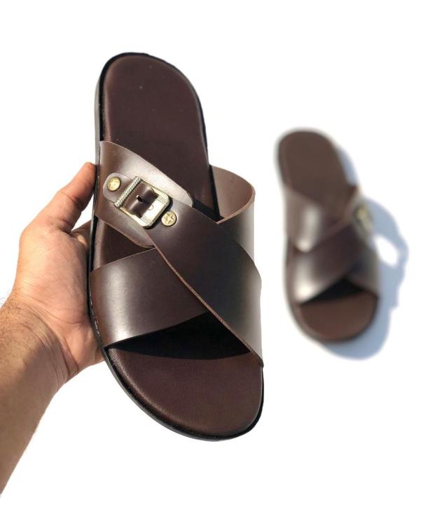 New leather men's chapals , comfortable and stylish casual use sandals outdoor indoor use comfortable softies flip flops leather . Leather Slippers For Men Chappals For Men and Boys