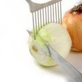 1pcs Onion Cutting Tools Tomato Vegetables Slicer Cutting Aid Holder Guide Slicing Cutter Safe Fork Gadgets Kitchen Accessories-blue. 
