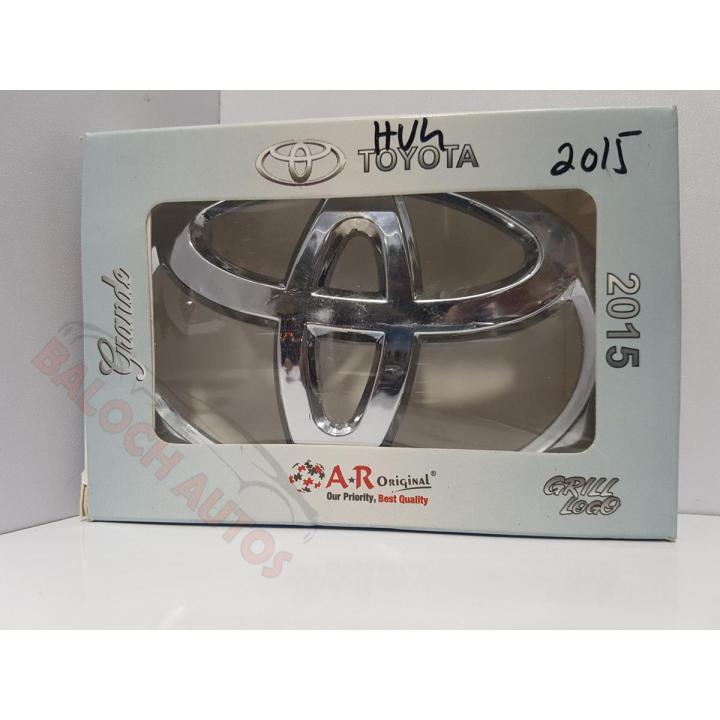 Toyota Corolla Monogram - Silver - Logo