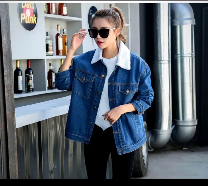 Stylish%20Denim%20Fur%20Jacket%20for%20Girls%20&%20Women%20%E2%80%93%20Winter%20Warm%20Jeans%20Jacket%20with%20Faux%20Fur%20Collar%20jacket%20-%20Image%205
