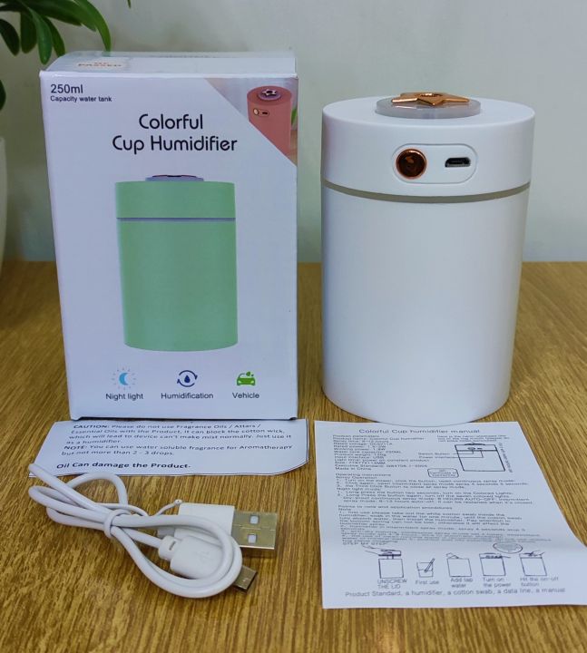 250ml.%20Mini%20Cup%20Humidifier%20with%20Color%20Changing%20Light%20-%20Image%206