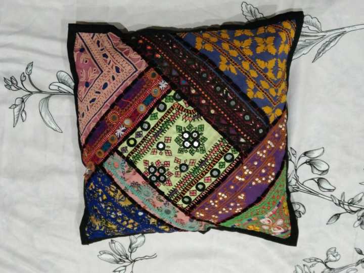 Multicolor%20Handmade%20Cushion%20Covers%20Set%20For%20Sofa%20Pack%20of%202%20-%20Image%207