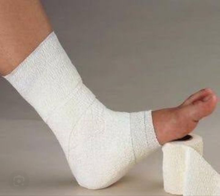 Crepe%20/%20Elastic%20Bandage%206%20Inch%20X%204.5%20Meters%20Premium%20Quality%20Reusable%20and%20Washable%20-%20Image%205