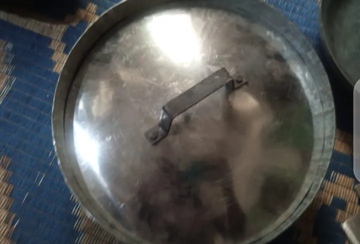 IRON%20MADE%20HOTEL%20STYLE%20KARHAI%20IN%20WHITE%20IRON%20COMPLATE%20SET%20(KARAHI,%20SPOON,%20and%20COVER%20AND%20SUNNI)%20%20BEST%20FOR%20MAKING%20KARAHI%20MUTTON%20KARAHI%20CHICEKN%20%20KARAHI%20,%20LIFE%20TIME%20WARRENTY%20ABOUT%20%20ZUNG%20RUST%20FREE%20%202.5%20-%20Image%207