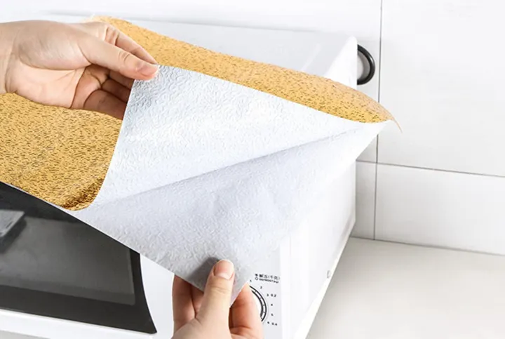SHERICE%20Self%20Adhesive%20Aluminium%20Foil%20Sticker%20Sheet%20Roll%20for%20Kitchen%20Silver/Golden%20-%20Oil%20Proof%20Waterproof%20Aluminium%20Sheet%20-%20Image%206