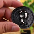3D Metal round Black PU Leather Embroidery Patches for Clothes Appliques Crown Bee Badge Stripe Sticker Sew on Clothing patch. 