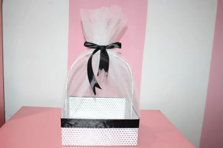 Gift%20Wrapping%20Basket%20(Glitter%20Paper%20Made)%208%20x%208%20-%20Image%204