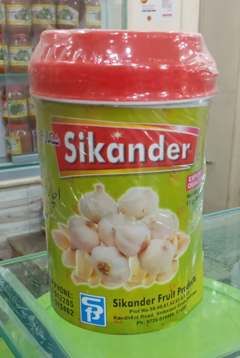 Garlic%20Pickle%20Lehsan%20ka%20Achar%20-%201%20Kg%20-%20100%25%20Original%20Shikarpuri%20Achar%20-%20Sikandar%20Shikarpuri%20Pickles%20-%20Image%202