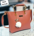 Trendy Women's Shoulder Bag Elegant PU Leather Tote with Adjustable Strap Zipper Closure Stylish Handbag for Casual Office Travel Party Use Lightweight Crossbody Satchel with Spacious Compartments & Modern Design. 