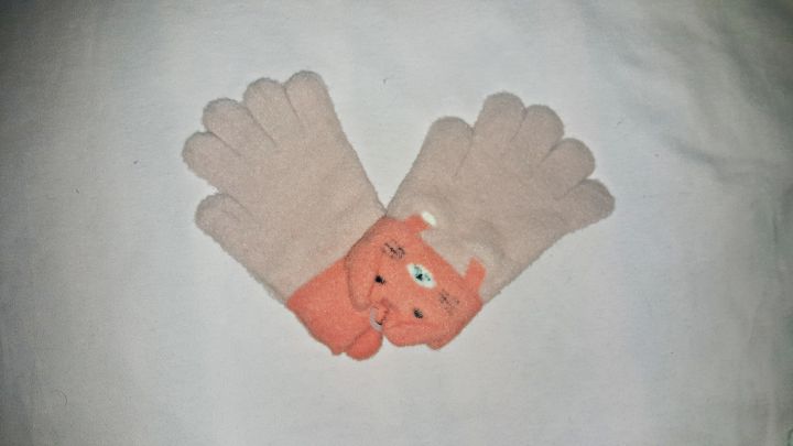 Woollen%20Winter%20Gloves%20for%20Kids%20-%20Kids%20Warm%20Woolen%20Gloves%20for%20Winters%20(1%20Pair)%20-%20Image%207