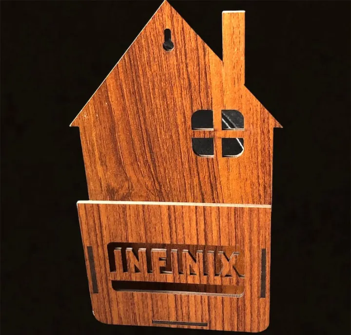 Wooden%20Wall%20Mounted%20Mobile%20Phone%20Charging%20Holder%20with%20Secure%20Slot%20Design%20-%20Image%207