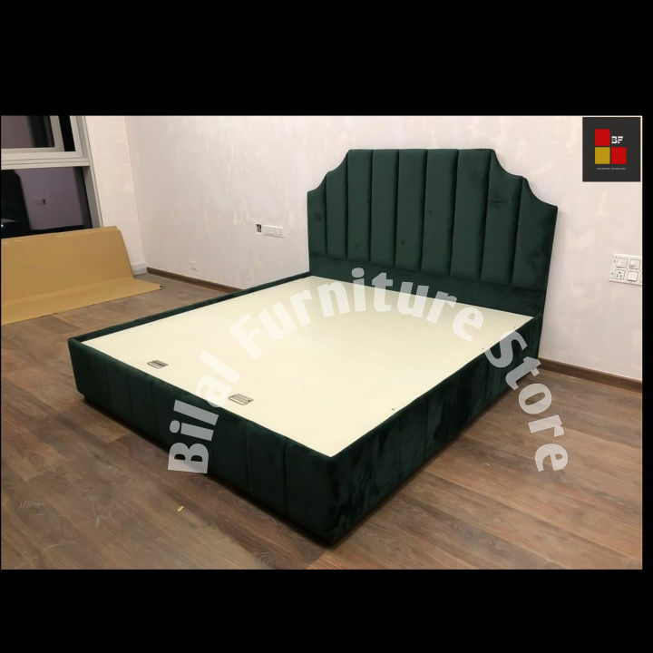 High Back Tufted Bed in Green