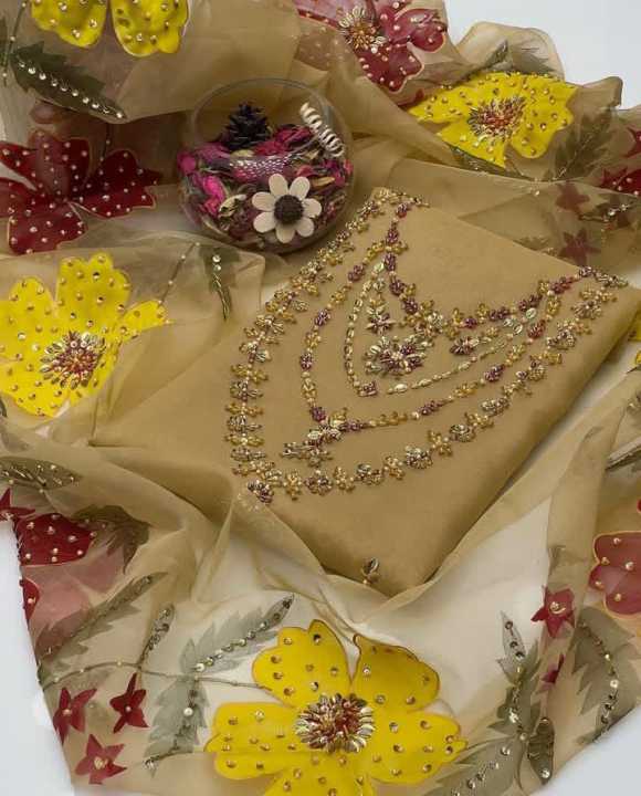 SAJFI%20CLOSET-2-Piece%20Handmade%20Organza%20Botqui%20Style%20Dress%20with%20Zarri%20and%20Nagina%20Embroidery,%20Oil%20Paint%20Dupatta%20-%20Image%207