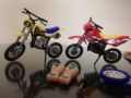 Xtreme Sports Tool Bikes With 2 extra Toy Bike Wheels and 1 Finger Bikes Tool - Pack 2 Finger Toy for 6+ years old Kid. 