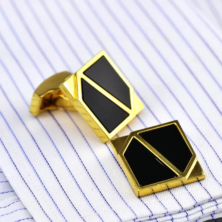 Cufflinks%20for%20Men%20%7C%20Golden%20Black%20Decent%20Cufflinks%20-%20Image%203