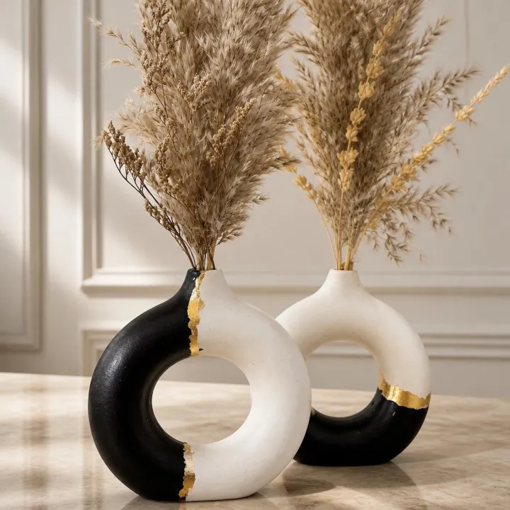 Donut%20Shape%20Ceramic%20Vase,%20Modern%20Luxury%20Home%20Decor,%20Perfect%20for%20Fresh%20or%20Artificial%20Flowers%20-%20Image%202