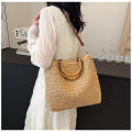 Straw Handbag Casual Multicolor Woven Tote Bag Retro Striped Shoulder Bag for Beach Holiday Commute Women. 