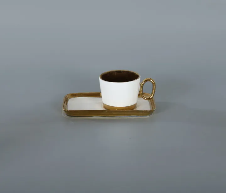 Elegant%20White%20and%20Gold%20Tea%20Cups%20&%20Saucers%20Set%20of%206%20-%20Ceramic%20-%20Tea%20Sets%20-%20Image%203