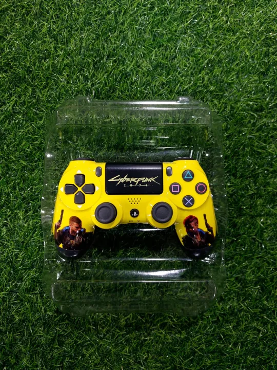 DualShock%204%20Wireless%20Controller%20-%20Yellow%20-%20Image%202