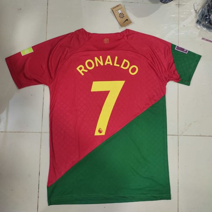 PURTGAL%20CR7%20HIGH%20QUALITY%20EMBROIDERY%20FOOT%20BALL%20KIT%20FOR%20ADULT%20-%20Image%203