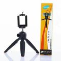 Yunteng YT-228 - Mini Tripod With Mobile Clip - Black. 