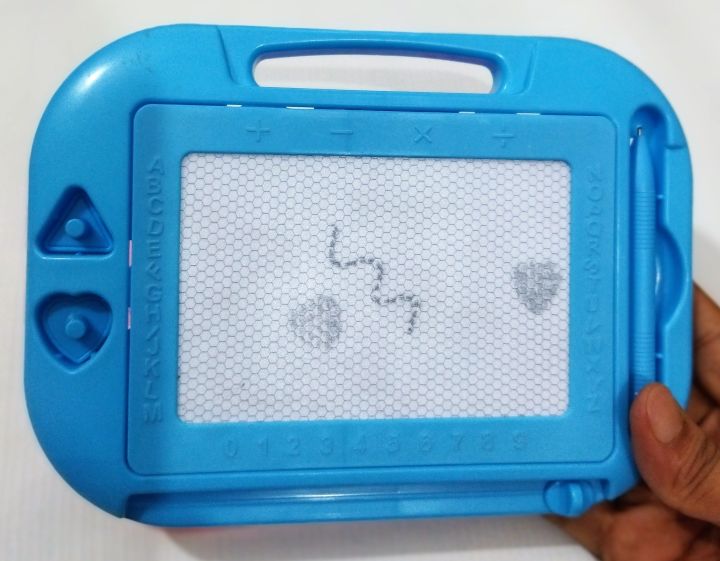 Magic%20Board%20Sketchpad%20for%20Kids%20Writing%20and%20Drawing%20Slate%20Board%20-%20Image%205