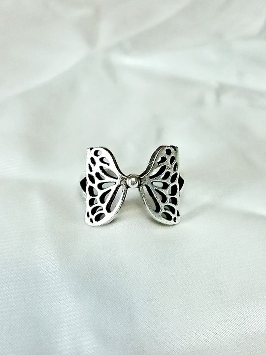 Set%20of%203%20Rings%20%7C%20Fashion%20Jewellery%20%7C%20Stylish%20Rings%20for%20Women%20%7C%20Watch%20Ring%20%7C%20Gifts%20%7C%20Accessories%20-%20Image%205