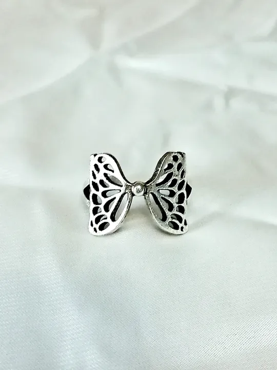 Set%20of%203%20Rings%20%7C%20Fashion%20Jewellery%20%7C%20Stylish%20Rings%20for%20Women%20%7C%20Watch%20Ring%20%7C%20Gifts%20%7C%20Accessories%20-%20Image%205