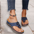 Women Slippers Thick Heel 6 Sizes Flat Beach Women Slippers. 