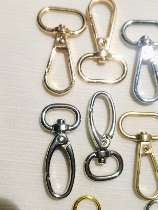 Mixed%20Metal%20Buckle%20Hooks%20&%20Lobster%20Clasp%20Set%20%E2%80%93%20Swivel,%20Trigger%20&%20Keychain%20Hooks%20for%20DIY%20Crafts,%20Jewelry,%20Bags%20&%20Keychains%20-%20Image%206