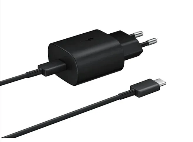 45W%20samsung%20super%20Fast%20Charge%20AC%20Charger-%20Type%20C%20-%2045W%20Black%20charger%20-%20Image%205
