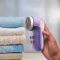 Lint Remover Wireless Rechargeable Portable Clothes Fabric Shaver Lint Remover. 