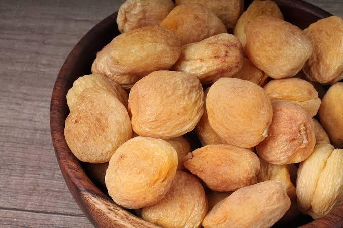 DRIED APRICOT WITH SEED - NATURAL kHUBANI (DESI/MEDIUM SIZE/SOFT) - 500 Grams - Elysian Herbs.