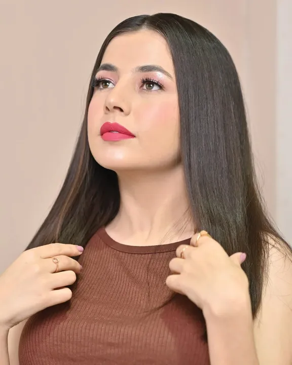 Mama%20Organic%20Onion%20Hair%20Shampoo%20For%20Hair%20Fall%20Control%20With%20Onion%20Extract%20&%20Keratin%20For%20Hair%20Growth%20with%20Condition%20Effect%20Anti%20Hair%20&%20control%20Loss%20%7C%20%20promotes%20hair%20growth-%20450ml%20-%20Image%203