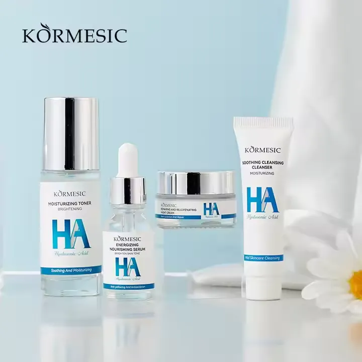 KORMESIC%20Hyaluronic%20Acid%204%20Pcs%20Set%20Moisturising%20Facial%20Set%20Anti-Wrinkle%20Nourishing%20Skin%20Care%20Set%20KMC22318%20-%20Image%203