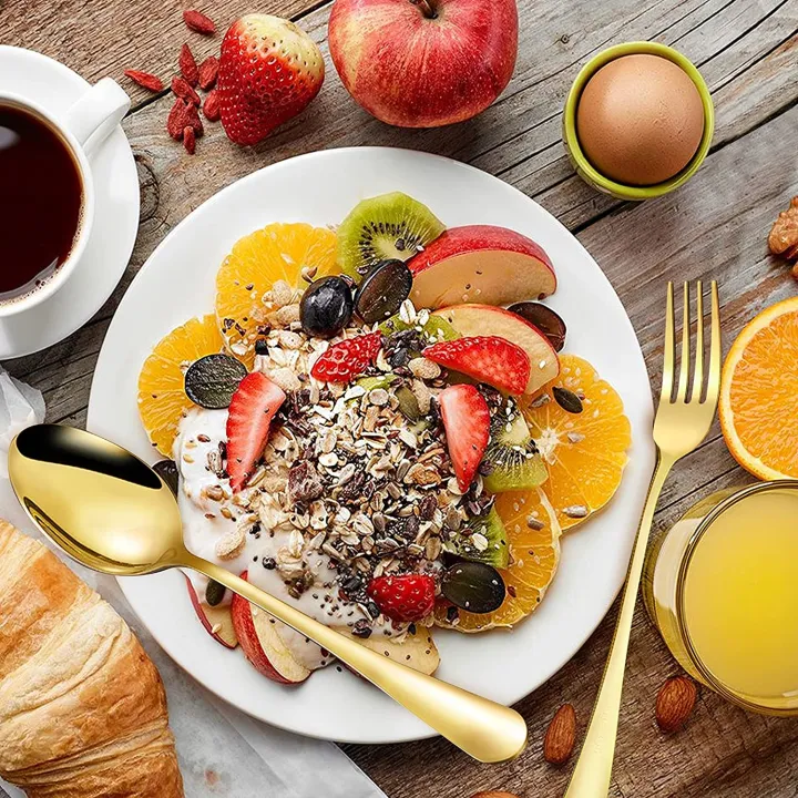 Techmanistan%2024%20Pieces%20Stainless%20Steel%20Golden%20Cutlery%20Set,%20Polished%20Cutlery%20For%206%20People,%20Stainless%20Steel%20Cutlery%20incl.%20Knife,%20Fork,%20Spoon,%20Teaspoon,%20Cutlery%20Gift%20Box%20-%20Image%207