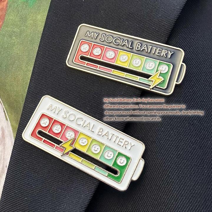 Social Mood Brooch Interactive Mood Social Battery Enamel Pins for Women