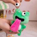 Plush Doll Pendant Creative Cartoon Cute Magnetic Frog Keychain Spit Tongue Eyeballs Pull-Out Frogs Lovely Key Chain Couple Gifts Funny For Car,Bags Key Ring Decoration Accessories. 