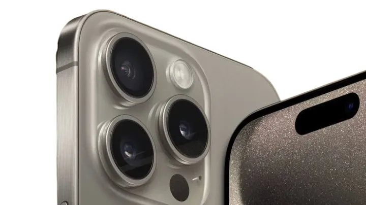 Apple%20iphone%2015%20Pro%20Max%20-%206.7"%20Inch%20Display%20-%20factory%20unlocked%20-%201%20Year%20Official%20Warranty%20-%20Image%203