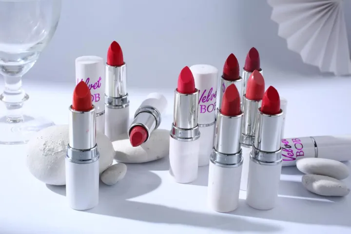BOB%20Velvet%20Pack%20of%2012%20New%20Ultra%20Resistance%20Master%20Precise%20Lipstick%20Lightweight%20Texture%20Matte%20Dark%20&%20Light%20Lipstick%20-%20Image%204