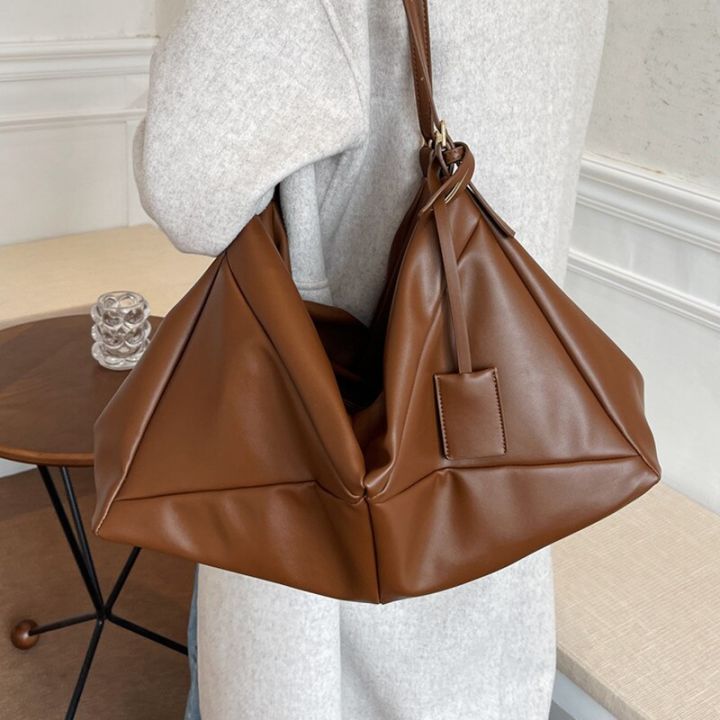 Vintage Pu Leather Women Hobos Bag Large Capacity Travel Handbag Ladies Unique Design Tote Bags