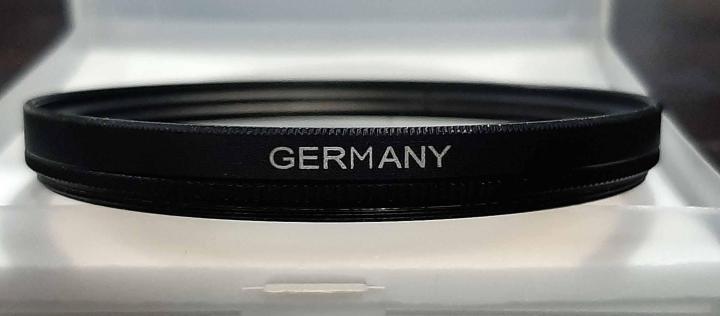 B+W%2072mm%20Circular%20Polarizer%20Filter%20-%20Image%205