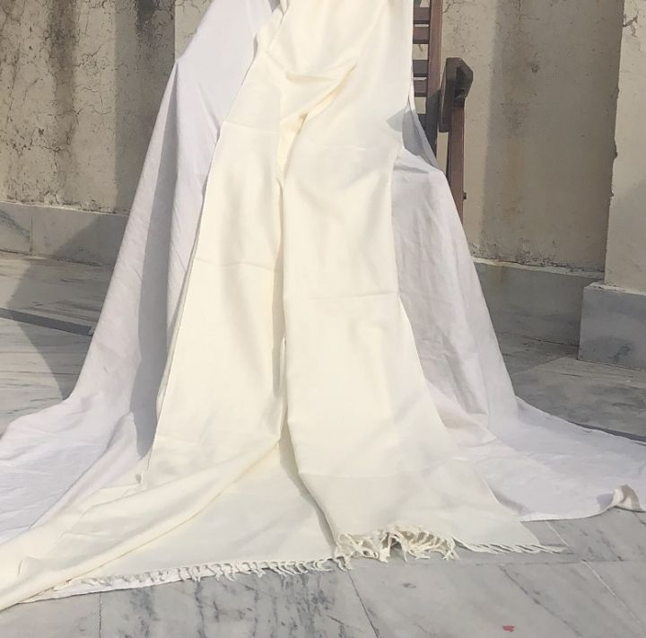 White%20Pearl-Hand%20made%20shawl%20men-swat%20woolen%20-%20Image%203